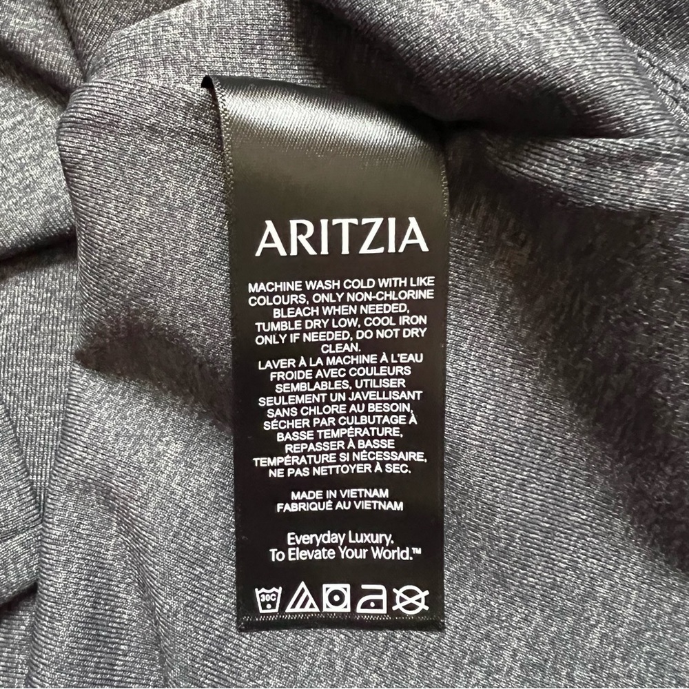[NWT] Aritzia Contour Crew Hip Long-Sleeve Heather Charcoal Gray - Sz S - Picture 12 of 16